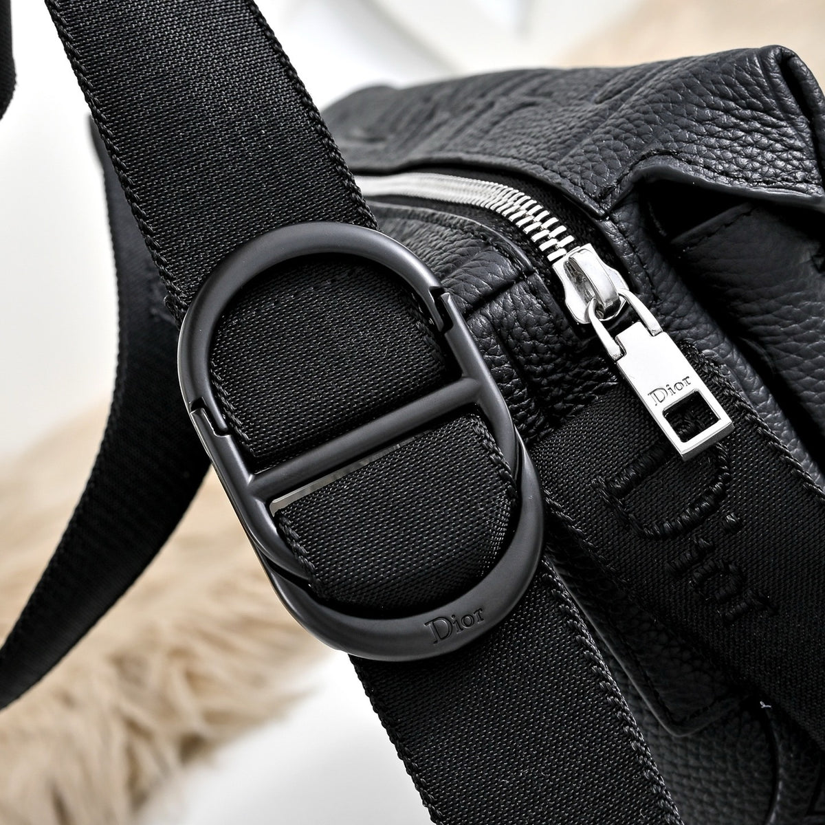 DIOR MESSENGER BAG