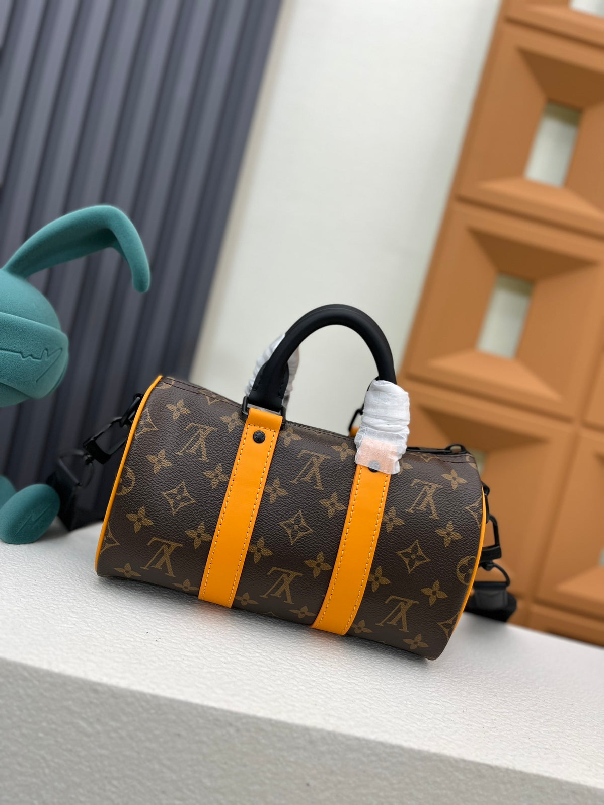 LV WOMENS BAG