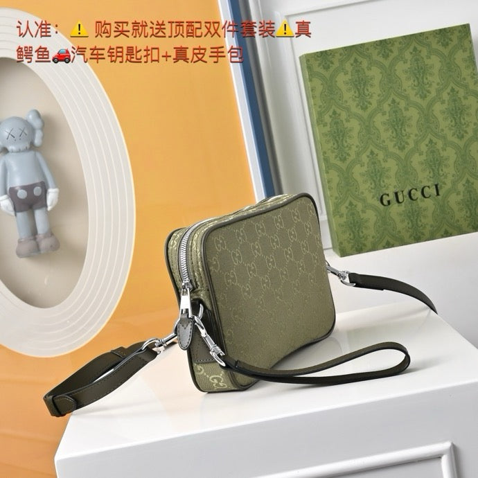 GUCCI MESSENGER BAG