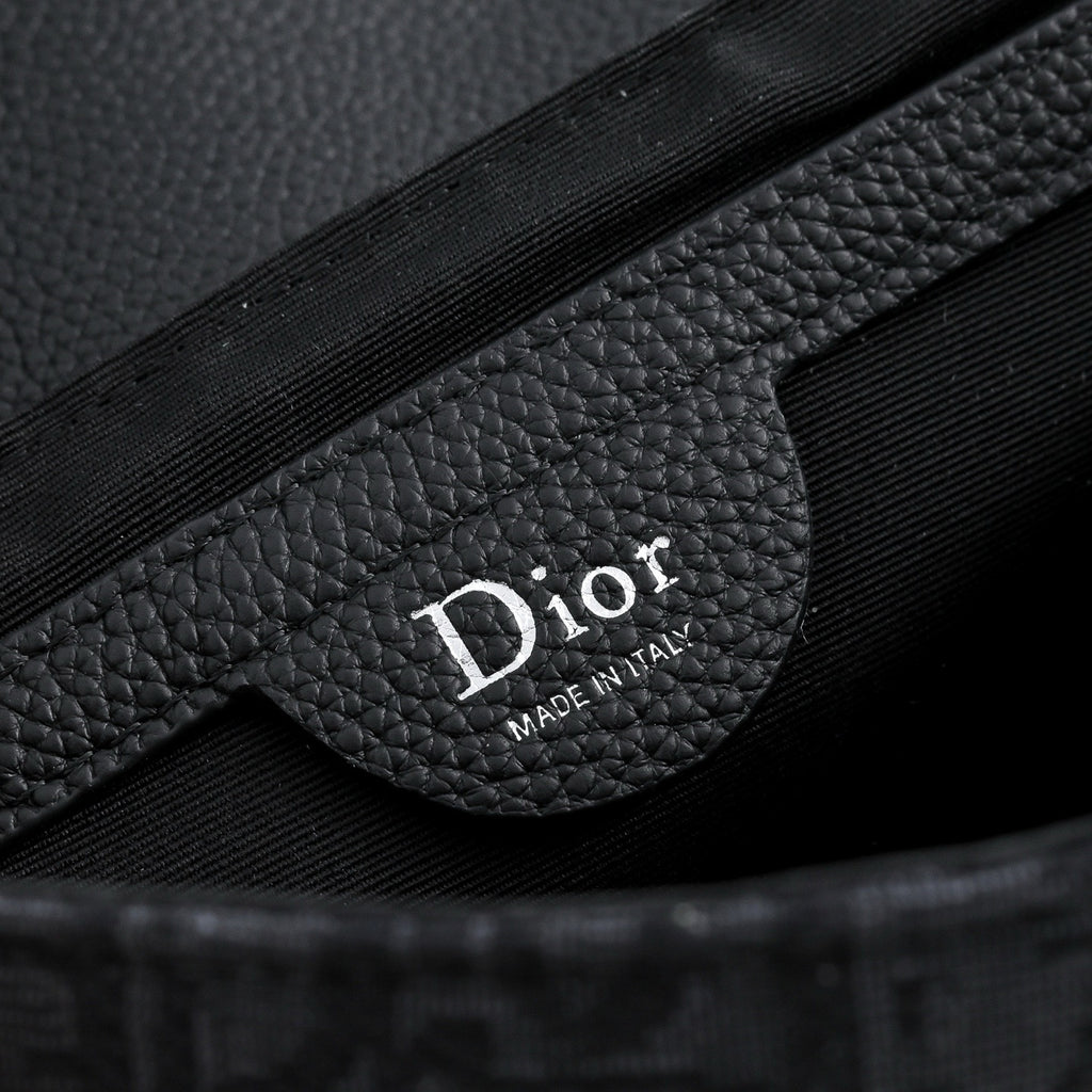 DIOR MESSENGER BAG