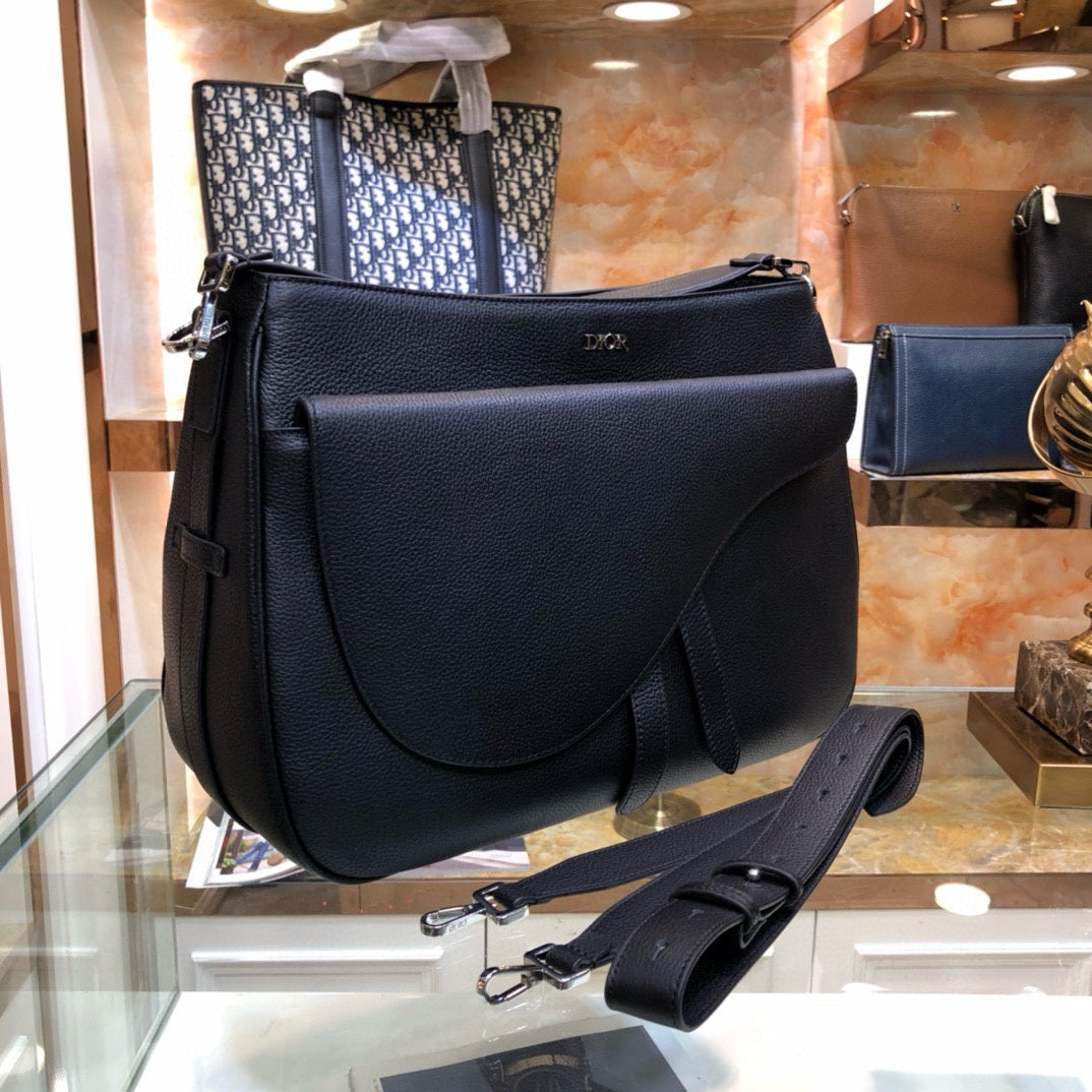 DIOR MESSENGER BAG