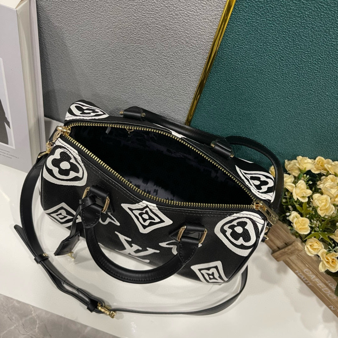 LV WOMENS BAG