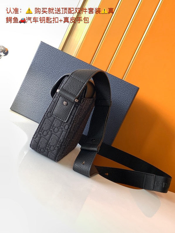 DIOR MESSENGER BAG