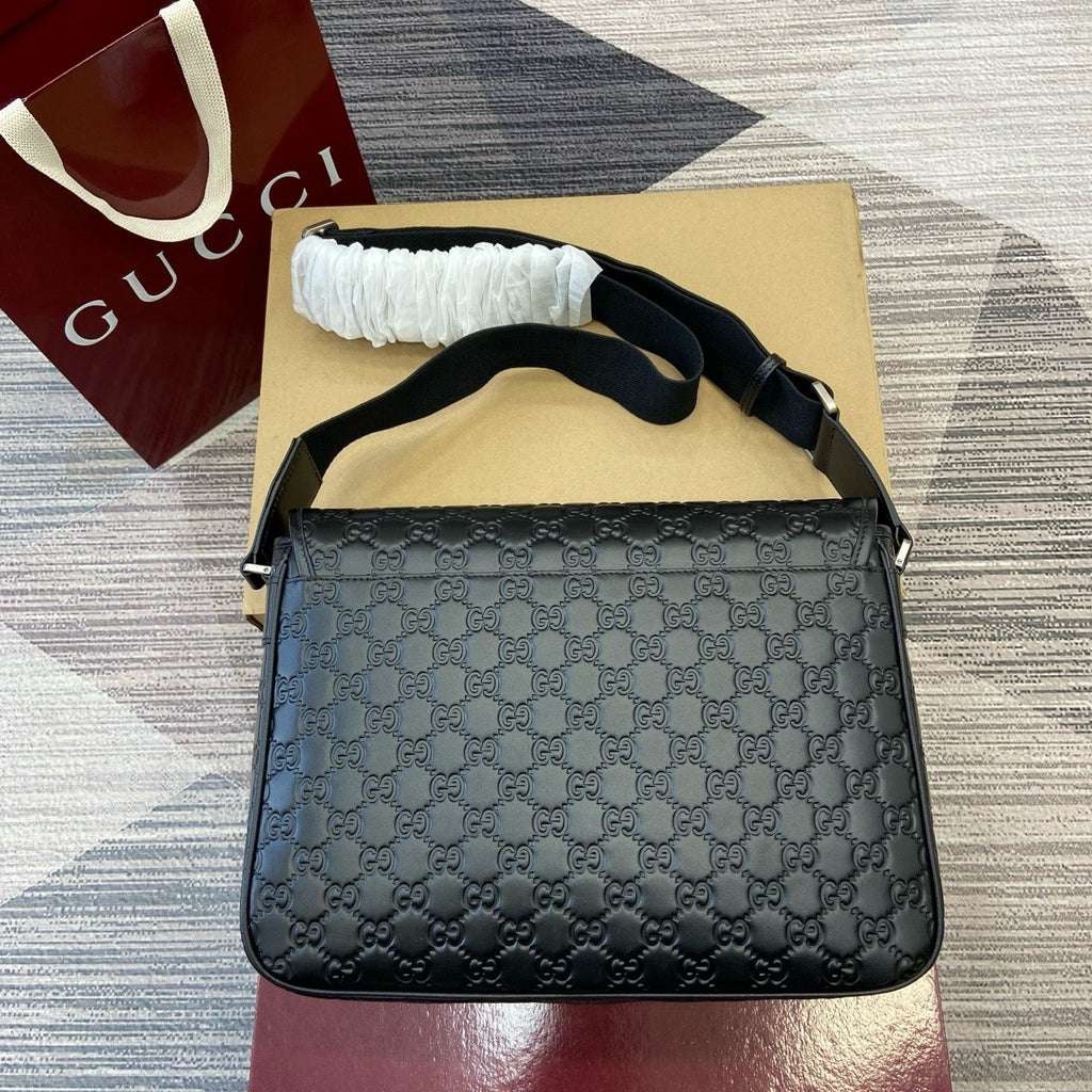 GUCCI MESSENGER BAG
