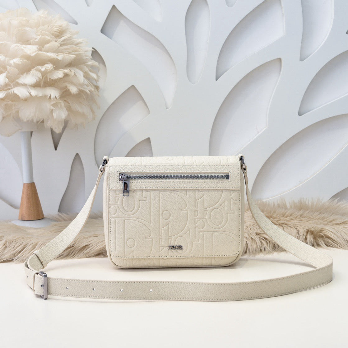 DIOR MESSENGER BAG