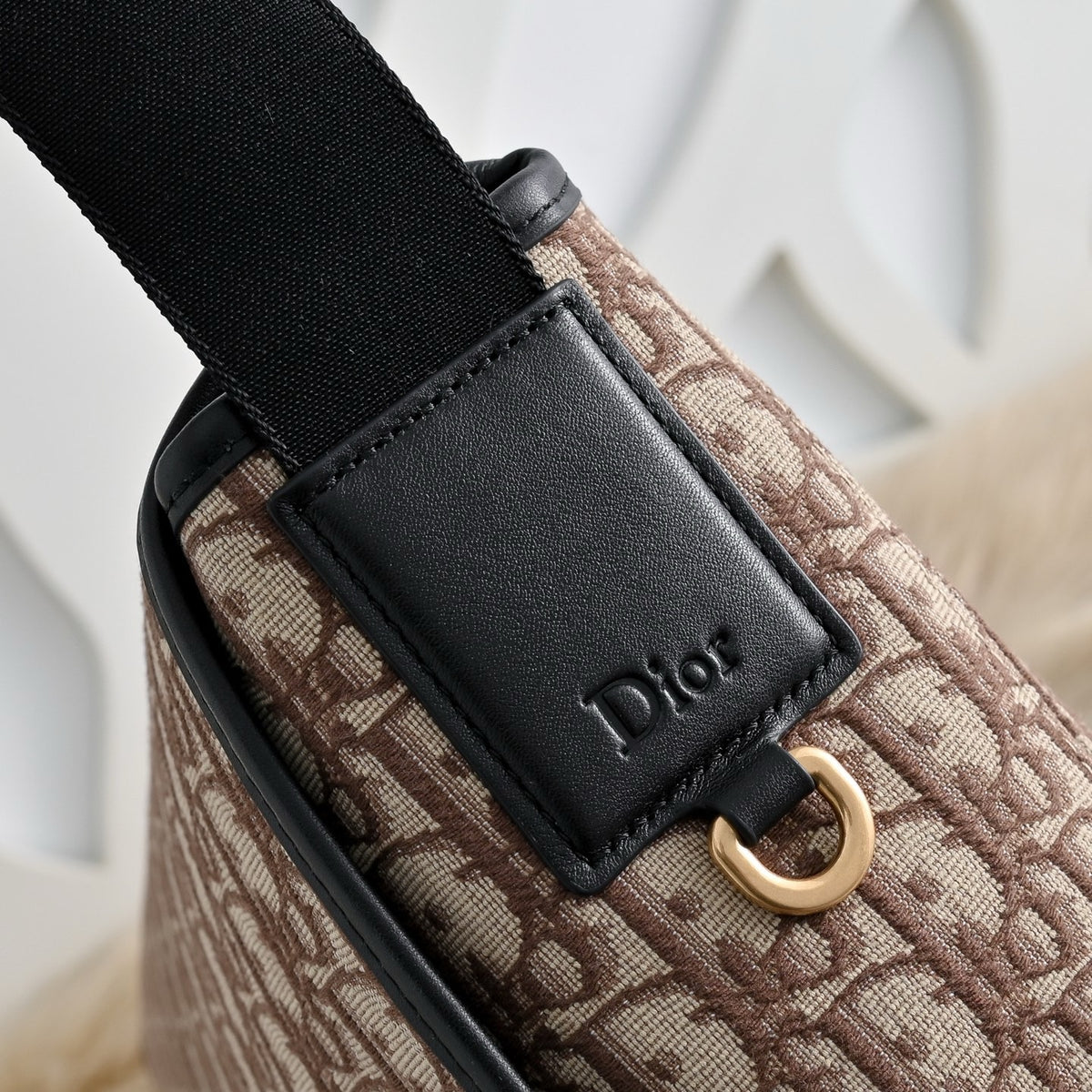 DIOR MESSENGER BAG