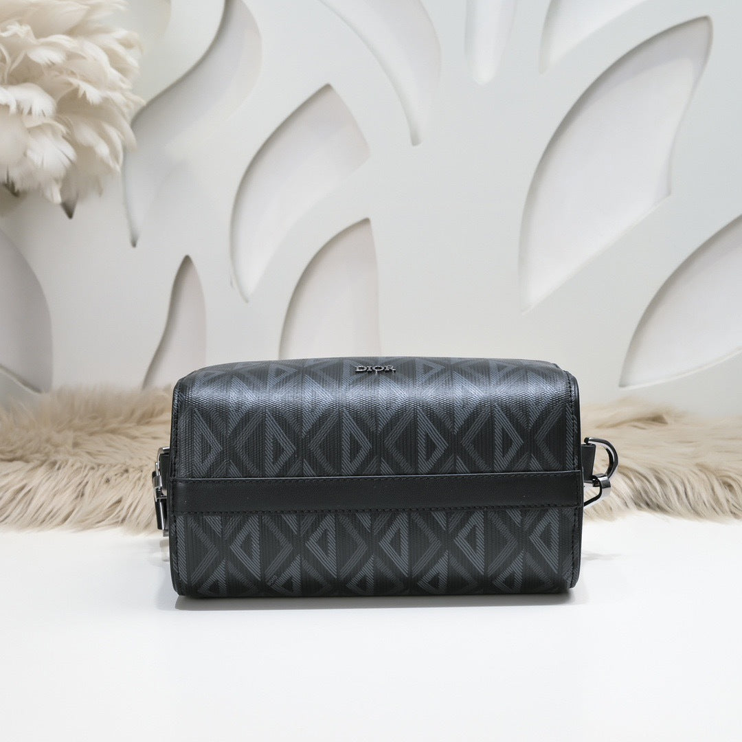 DIOR MESSENGER BAG