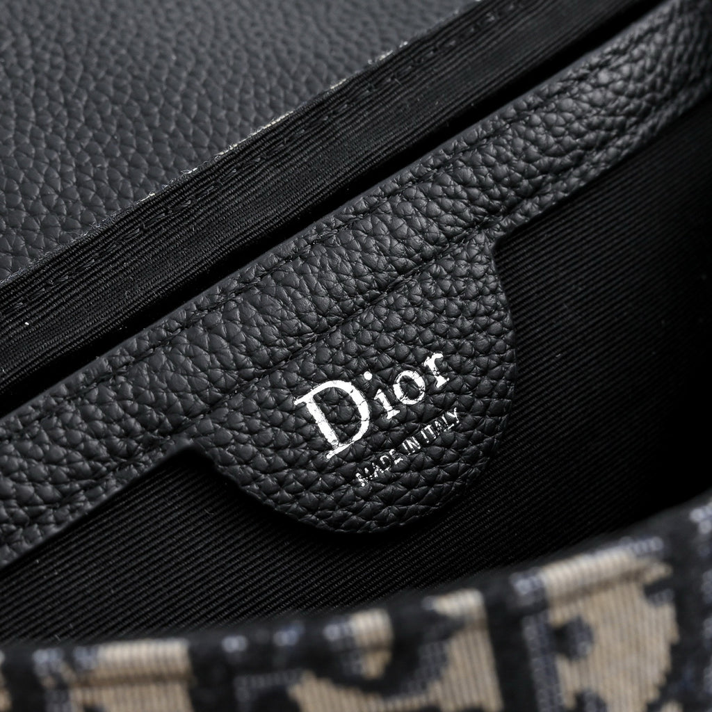 DIOR MESSENGER BAG