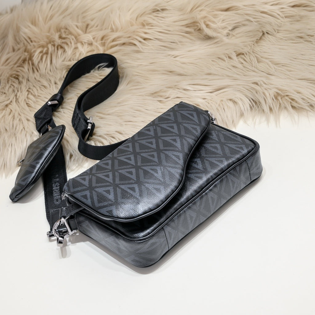 DIOR MESSENGER BAG
