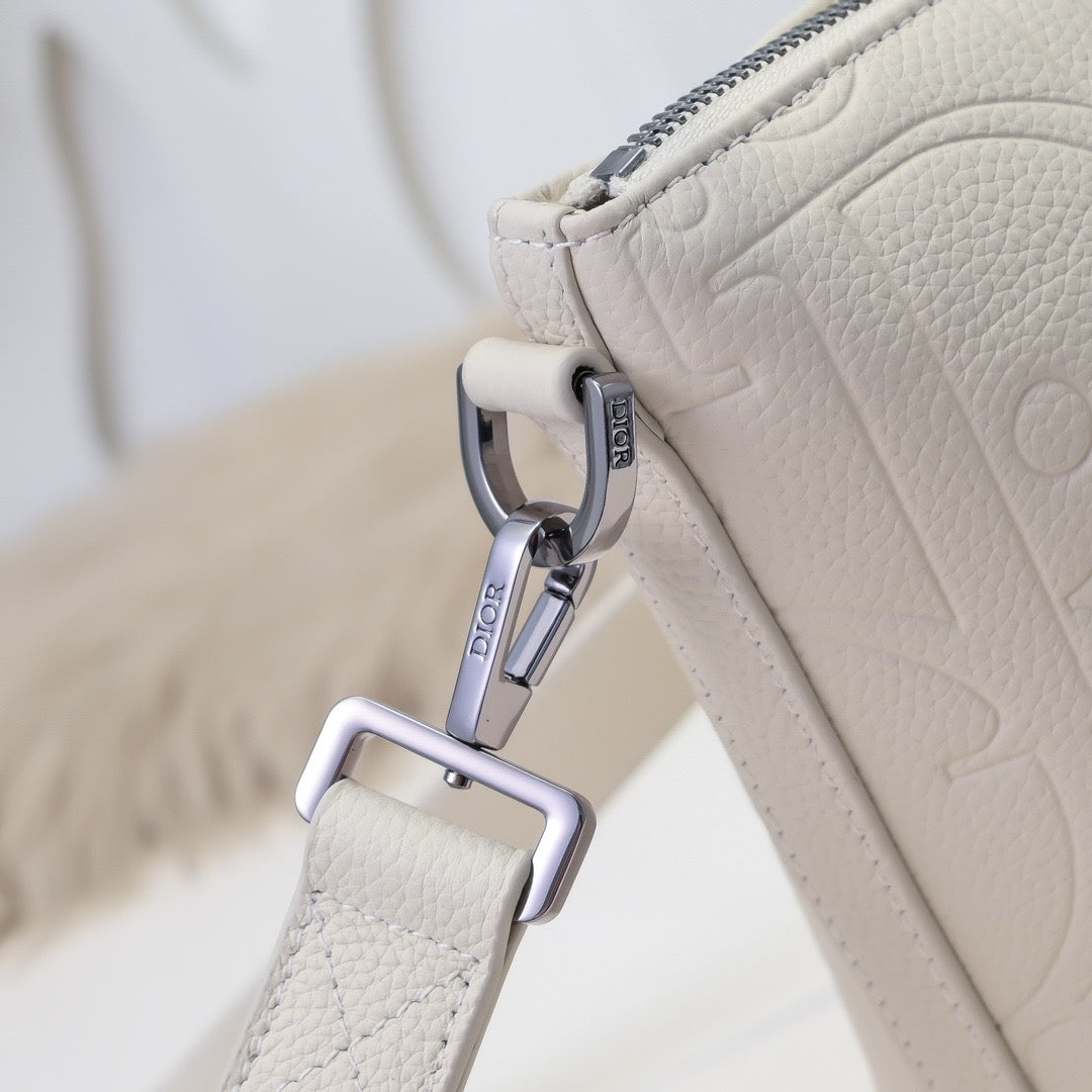 DIOR MESSENGER BAG