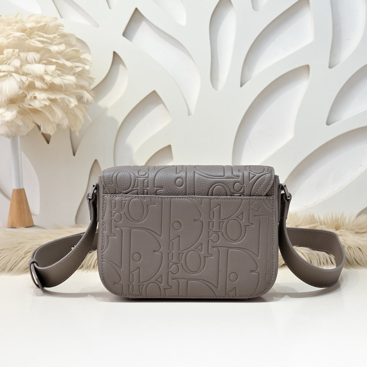 DIOR MESSENGER BAG