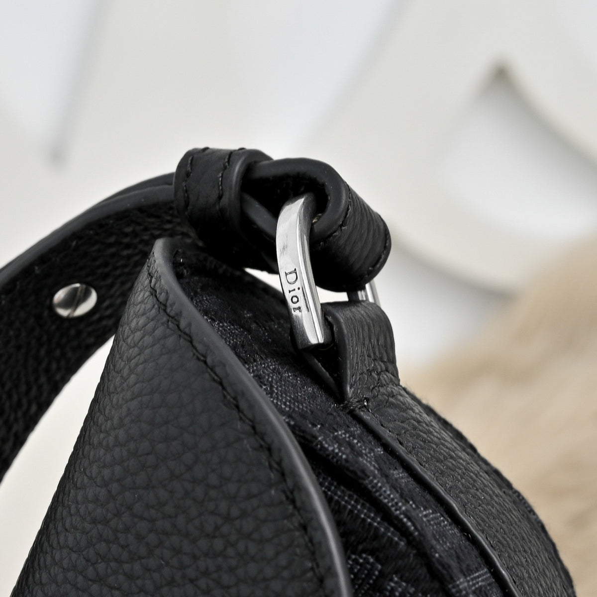 DIOR MESSENGER BAG