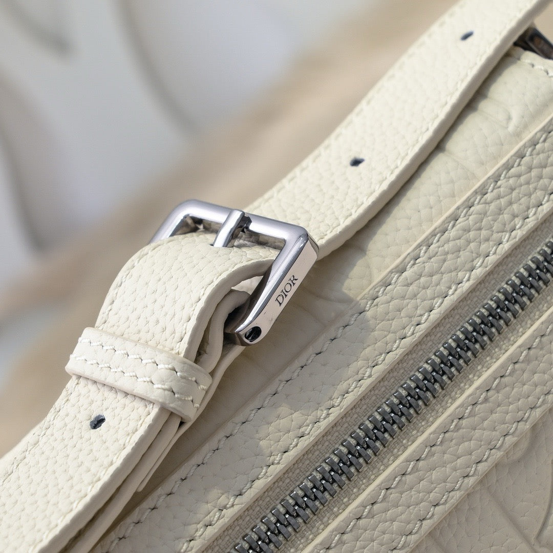 DIOR MESSENGER BAG