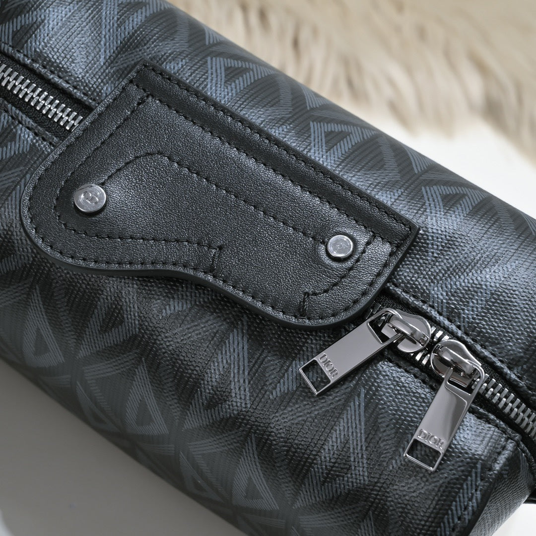 DIOR MESSENGER BAG