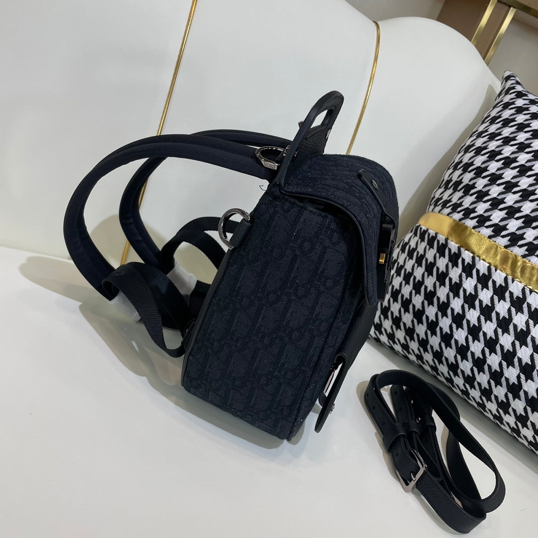 DIOR MESSENGER BAG