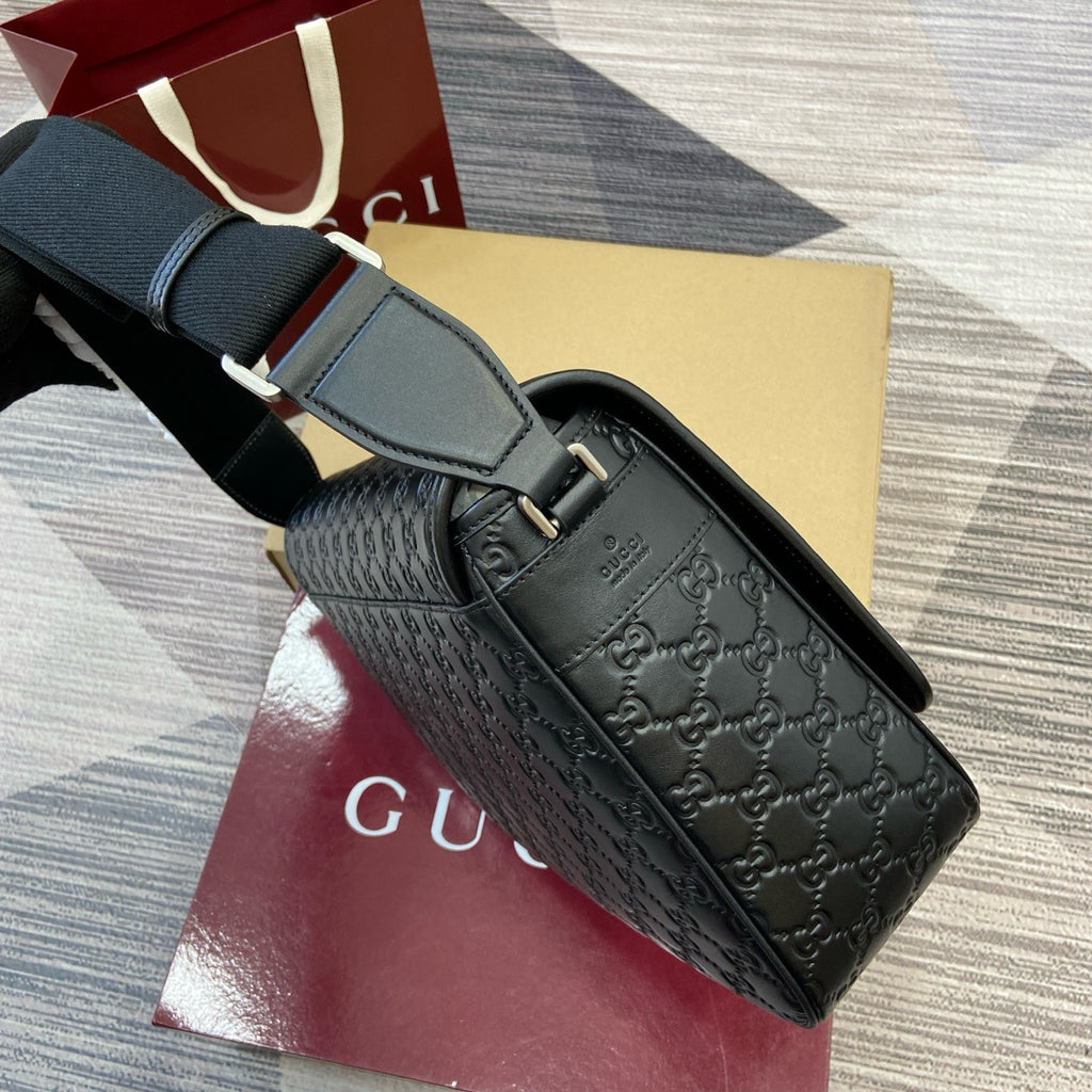 GUCCI MESSENGER BAG