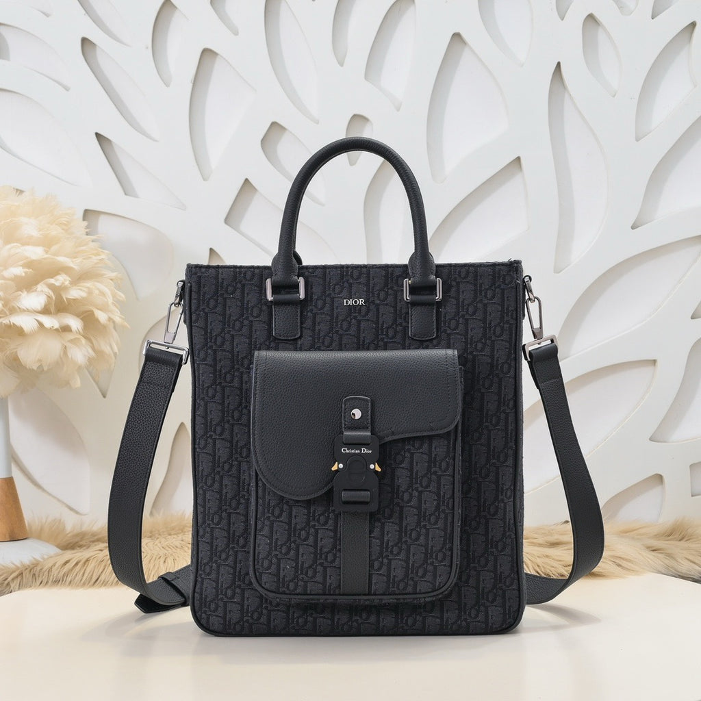 DIOR MESSENGER BAG