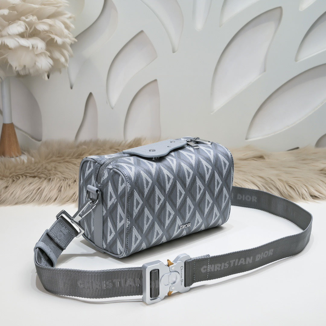 DIOR MESSENGER BAG
