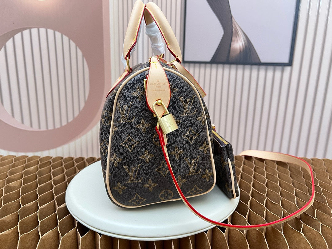 LV WOMENS BAG