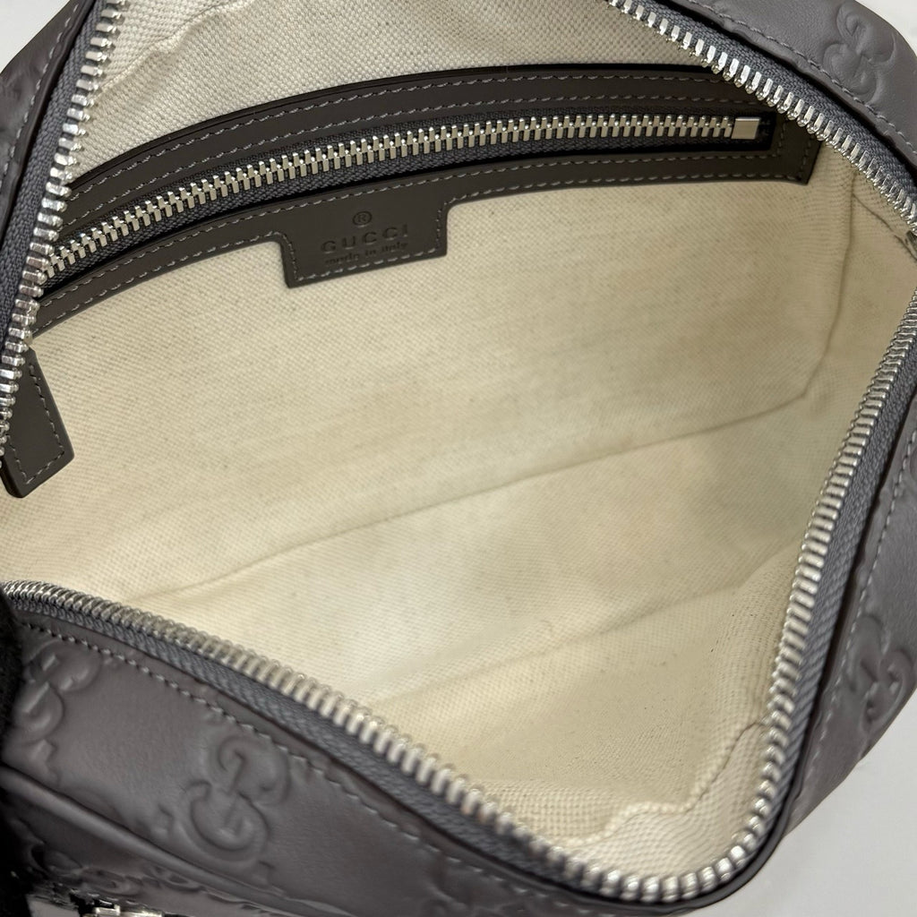 GUCCI MESSENGER BAG