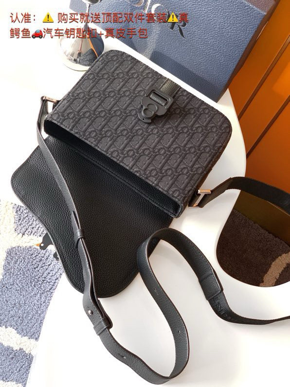 DIOR MESSENGER BAG