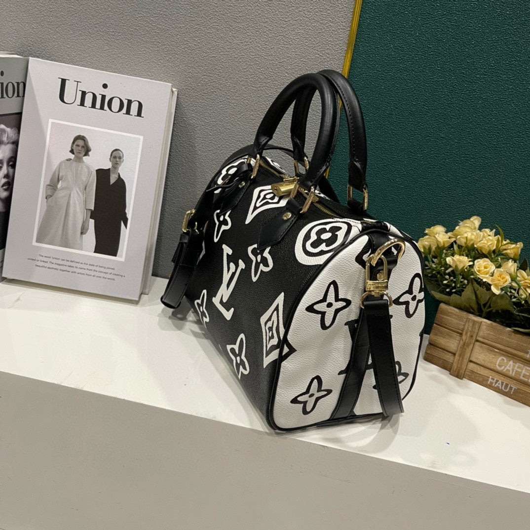 LV WOMENS BAG