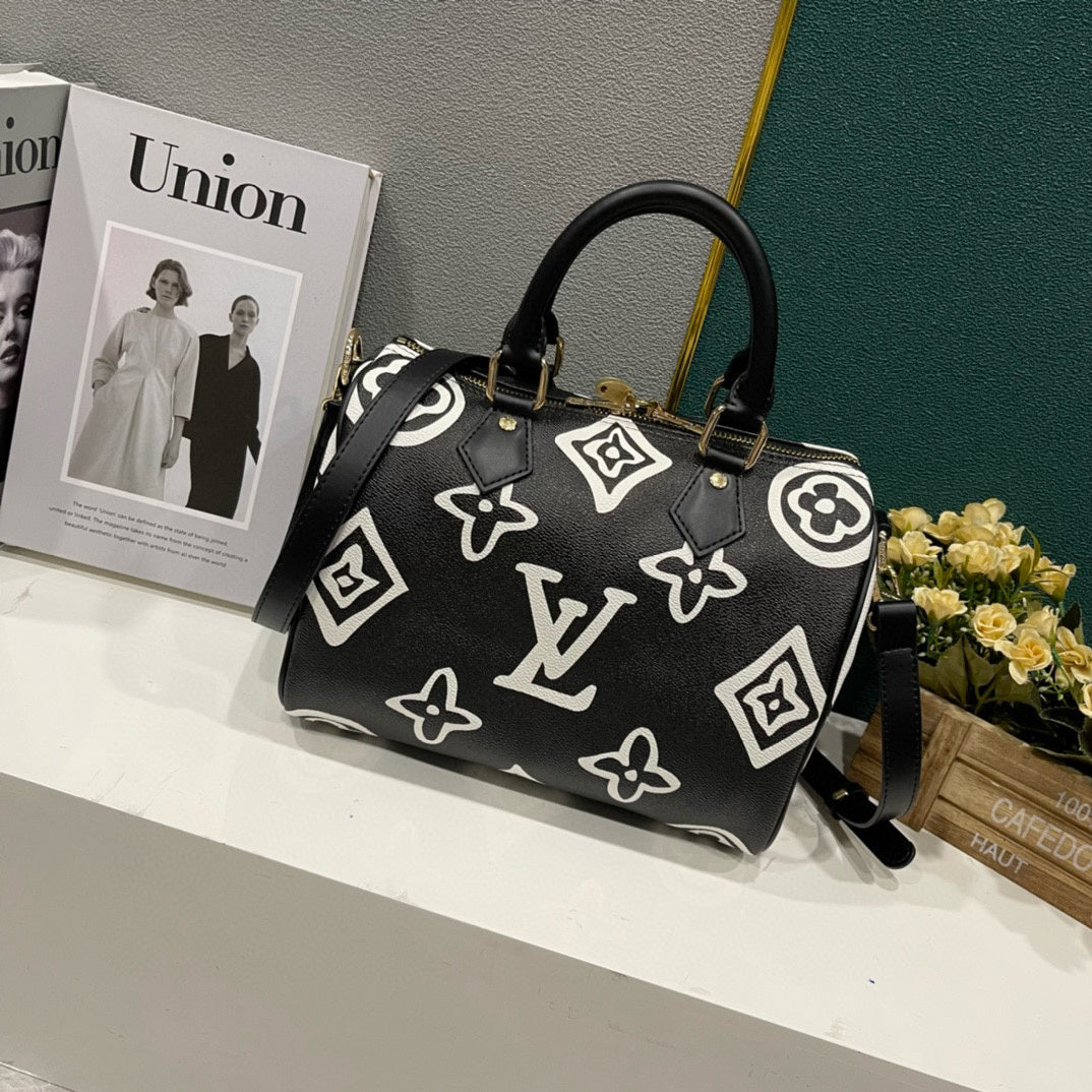 LV WOMENS BAG