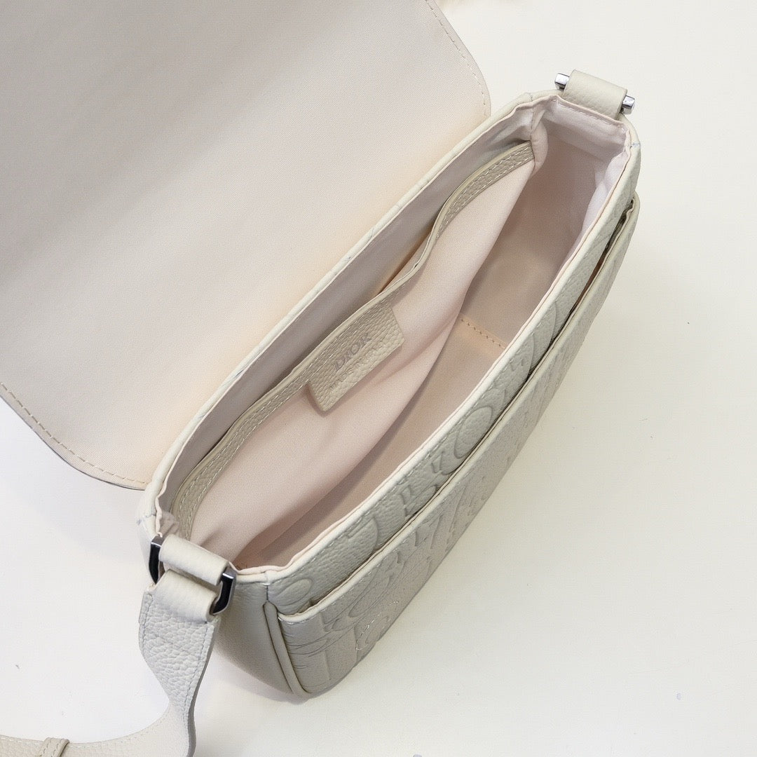 DIOR MESSENGER BAG