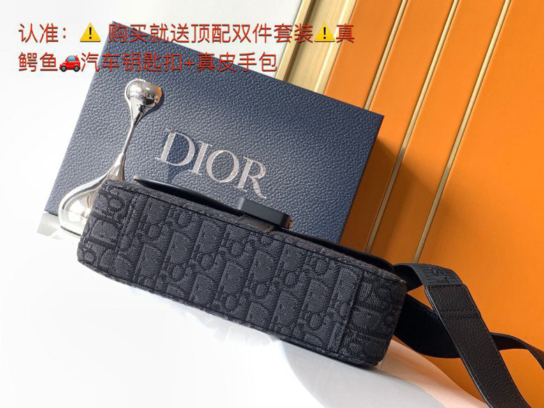DIOR MESSENGER BAG
