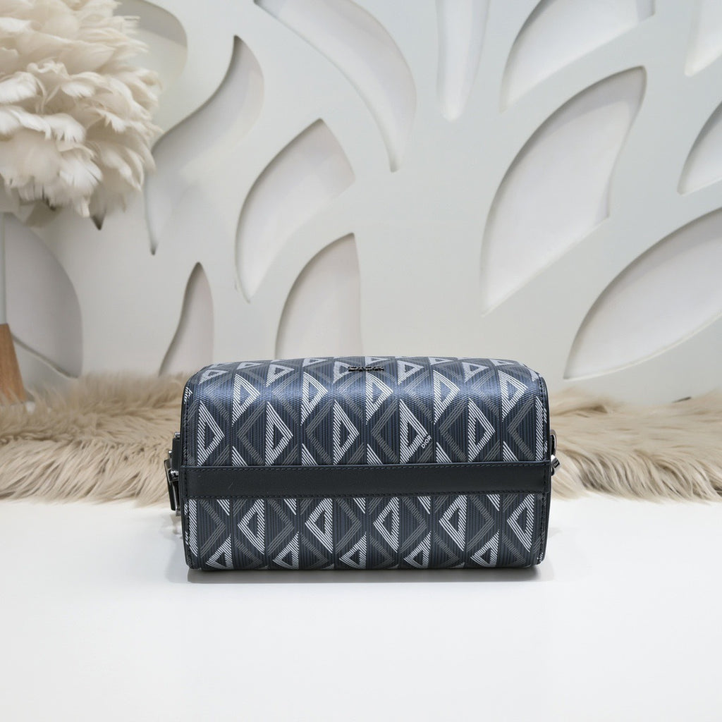 DIOR MESSENGER BAG