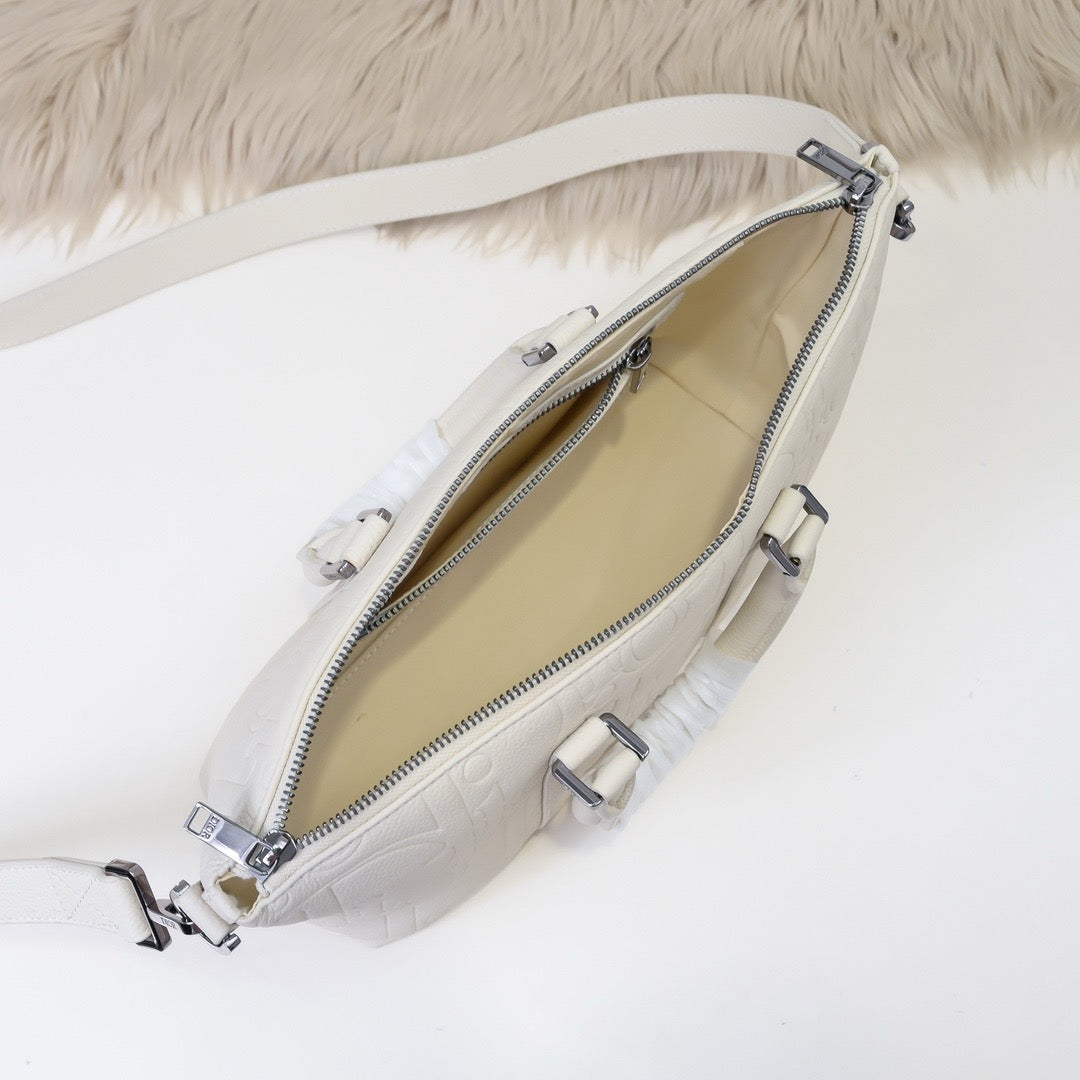 DIOR MESSENGER BAG