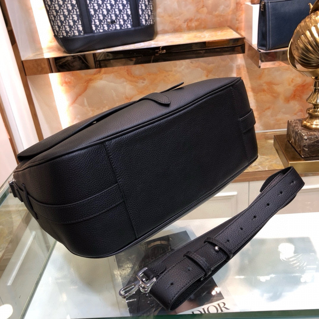 DIOR MESSENGER BAG