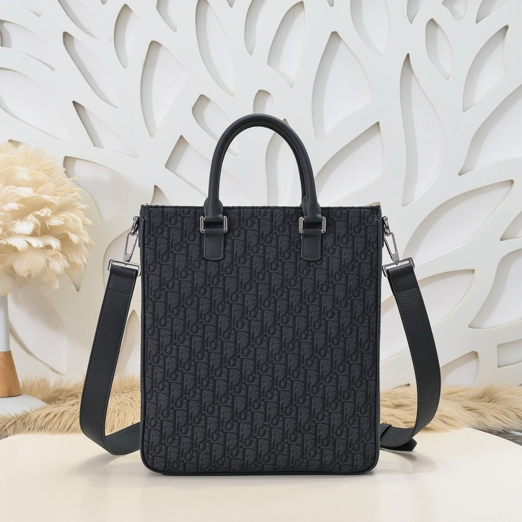 DIOR MESSENGER BAG
