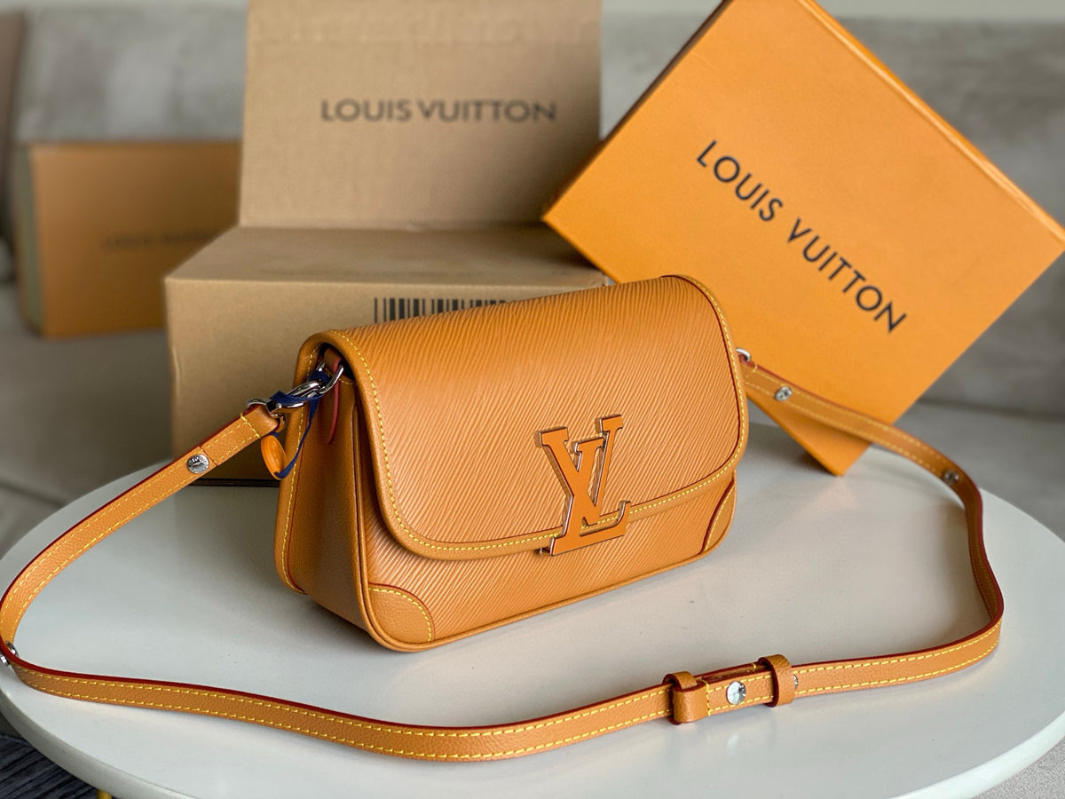 LV WOMENS BAG