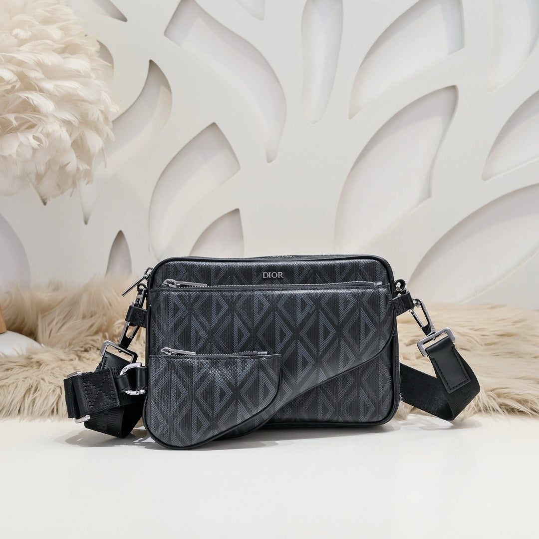 DIOR MESSENGER BAG