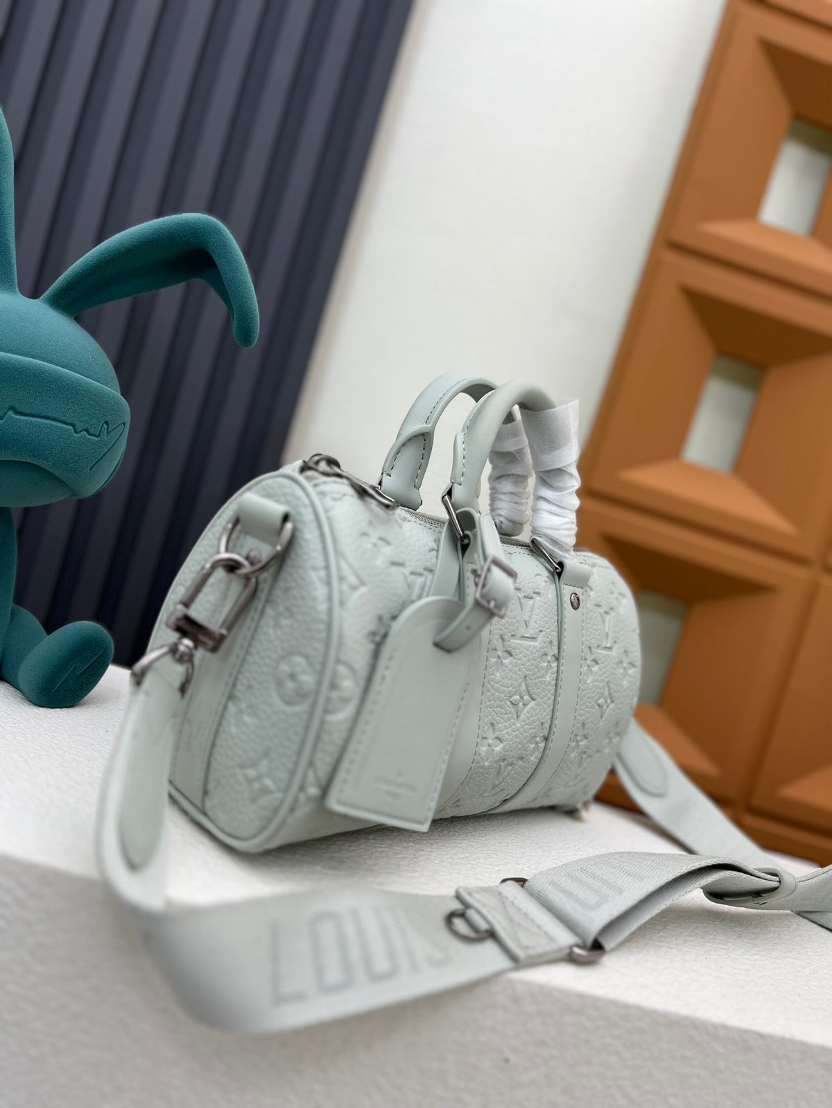 LV WOMENS BAG